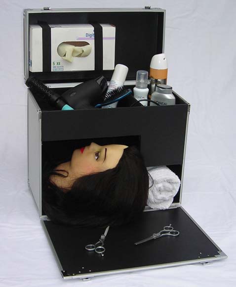VP008-Valise-pour-ecole-de-coiffure-(pour-tete-malleable)-ou-podologie